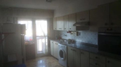 Foto 4 de Piso en venta en Calle General Vives, 53, Zona Alta, Ponferrada
