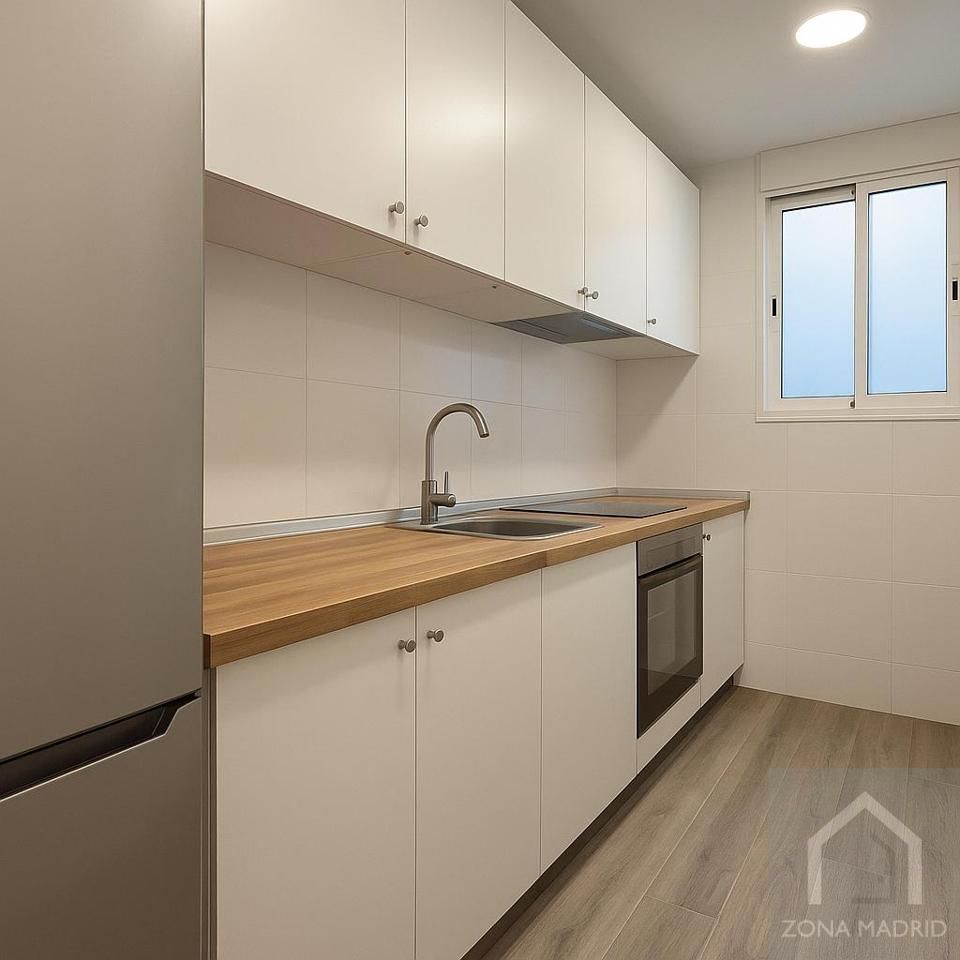 Kitchen of Planta baja for sale in  Madrid Capital  with Air Conditioner