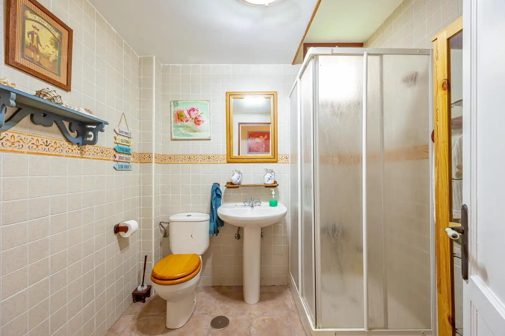 Baño de Casa adosada en venta en Telde con Terraza, Trastero y Piscina