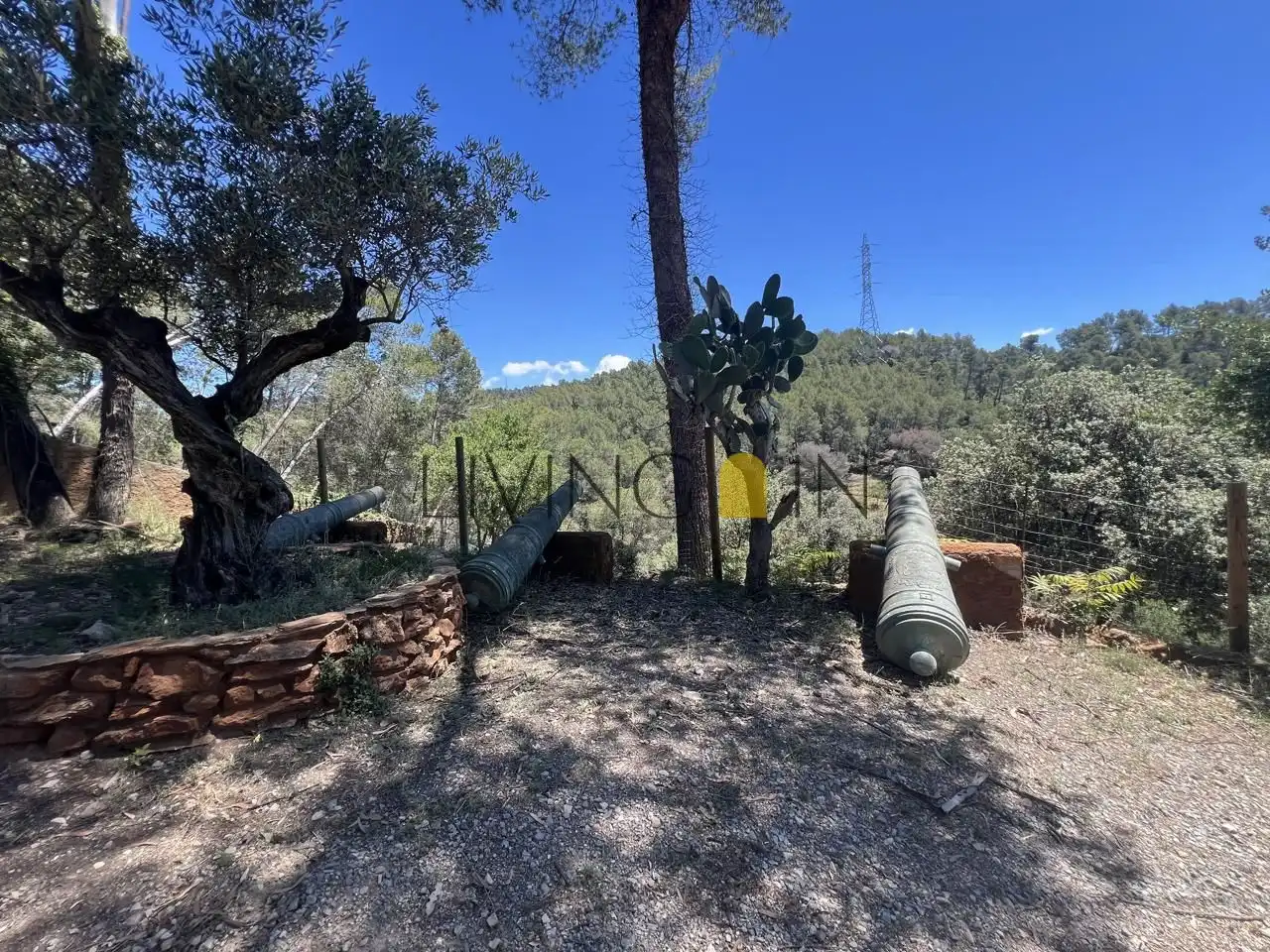 Finca rústica en venda en Cervelló amb Jardí privat i Piscina