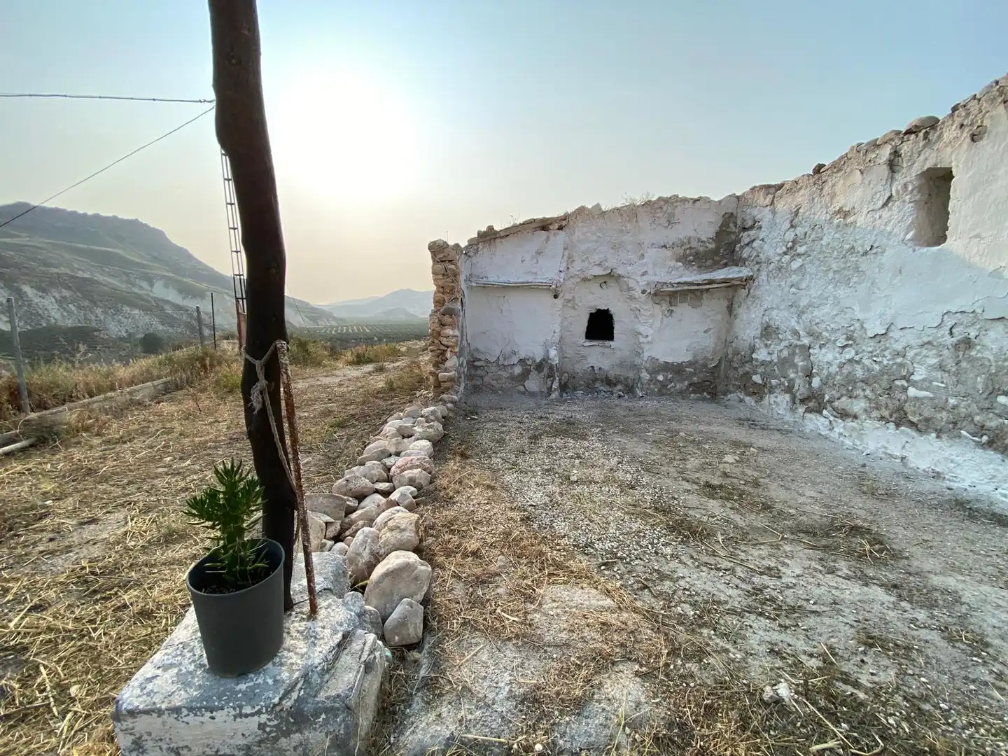 Vista exterior de Finca rústica en venta en Huesa con Jardín privado y Amueblado
