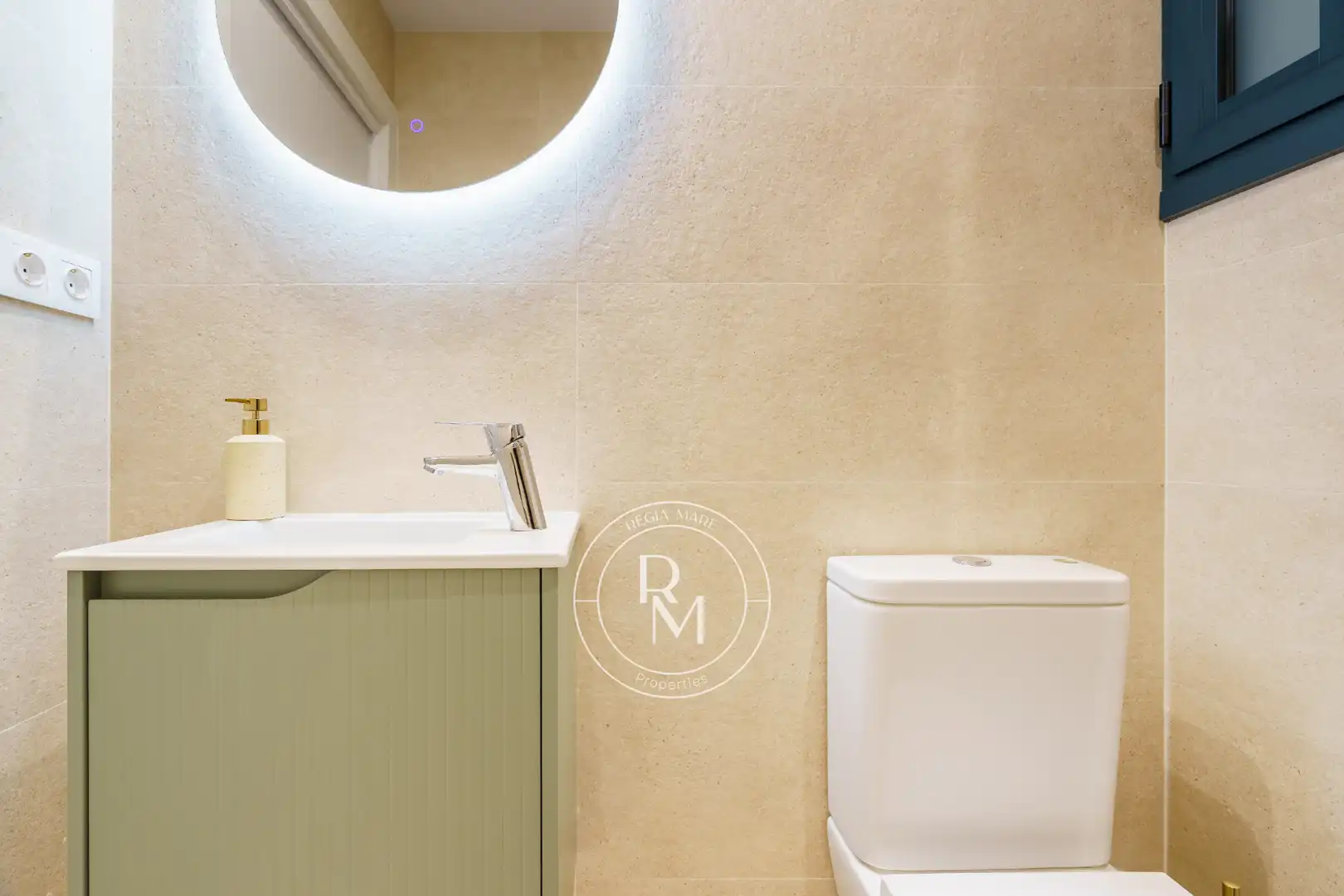 Baño de Piso en venta en Sitges con Aire acondicionado, Calefacción y Parquet