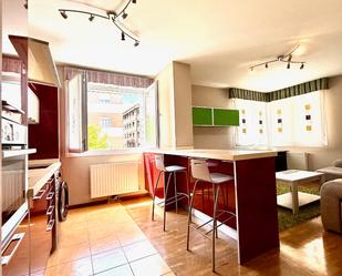 Cuina de Apartament en venda en Gijón  amb Calefacció, Parquet i Traster