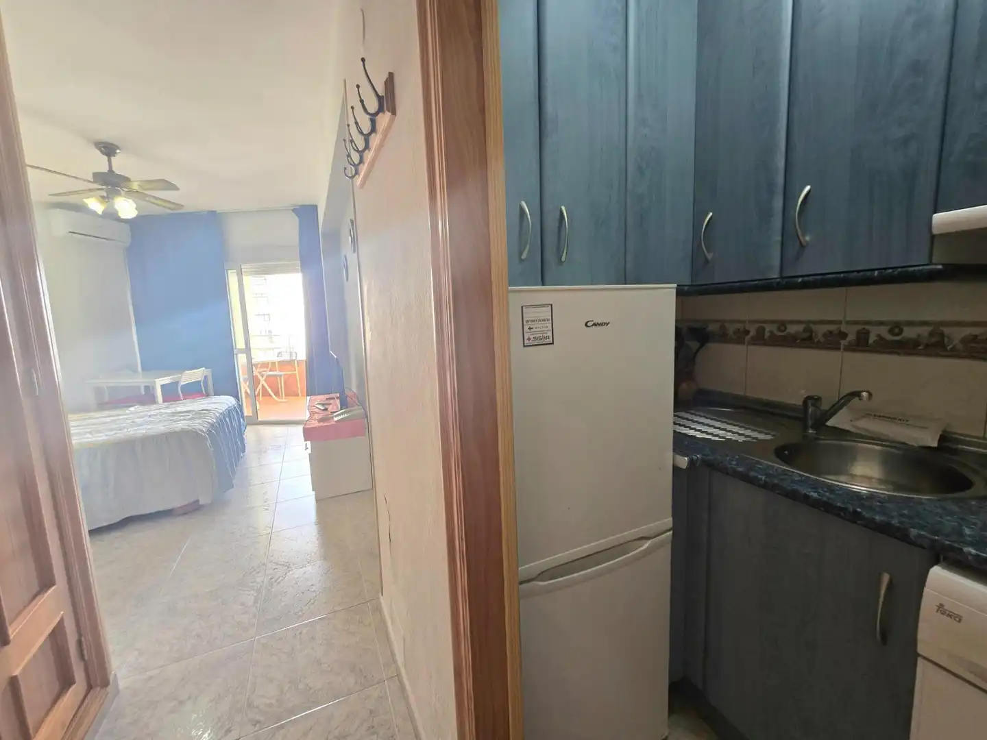 Cuina de Estudi en venda en Benalmádena amb Aire condicionat, Terrassa i Moblat