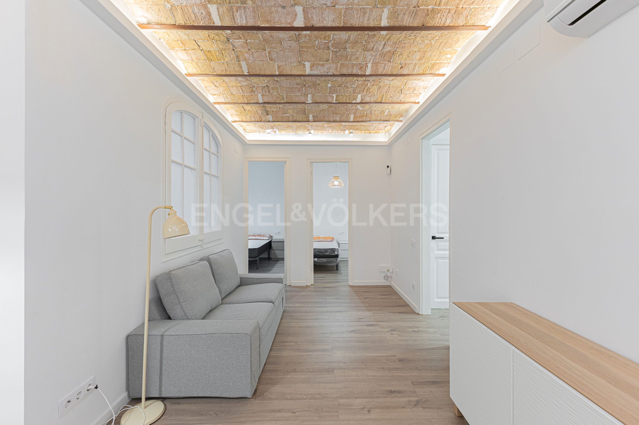 Sala de estar de Apartamento de alquiler en  Barcelona Capital con Aire acondicionado, Calefacción y Parquet