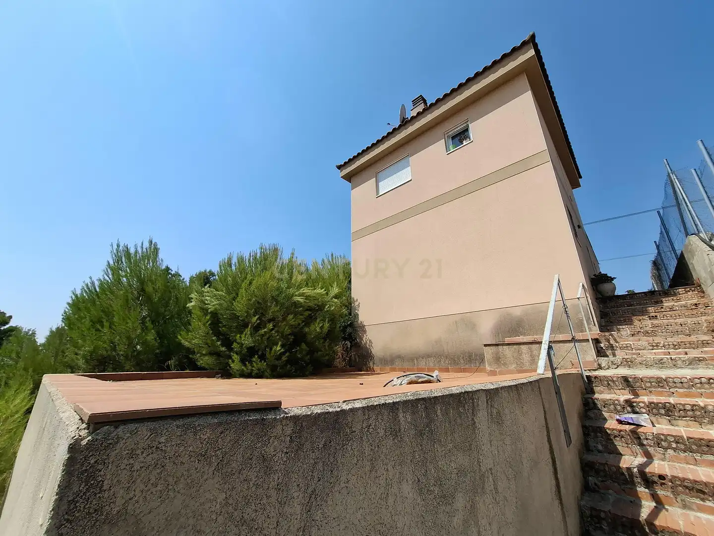 Vista exterior de Casa o xalet en venda en Rubí