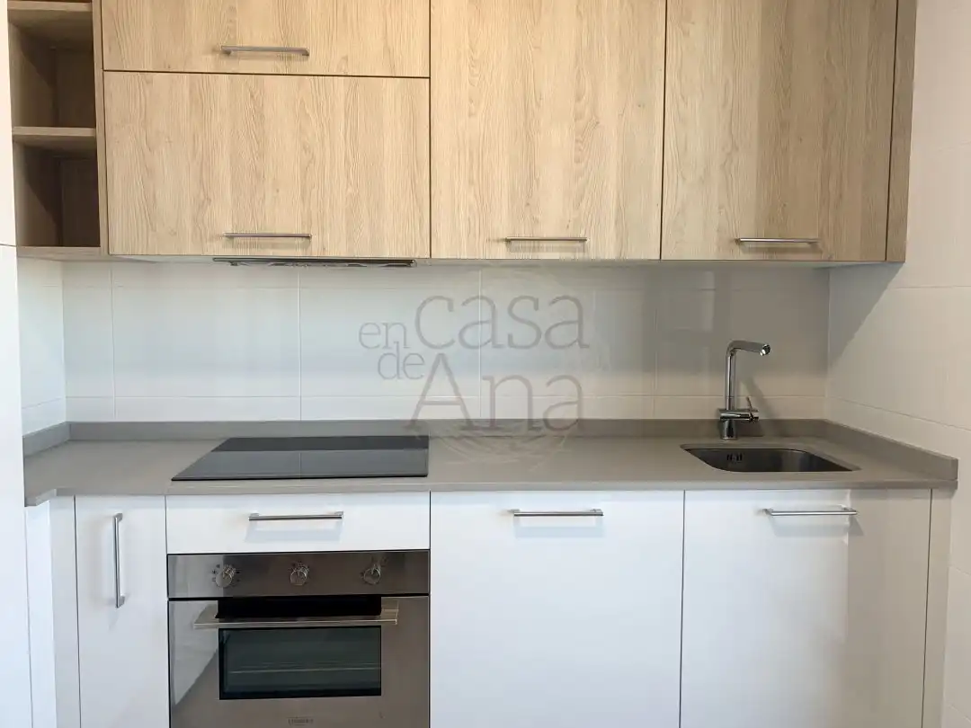 Cocina de Piso de alquiler en Bilbao  con Calefacción, Jardín privado y Trastero