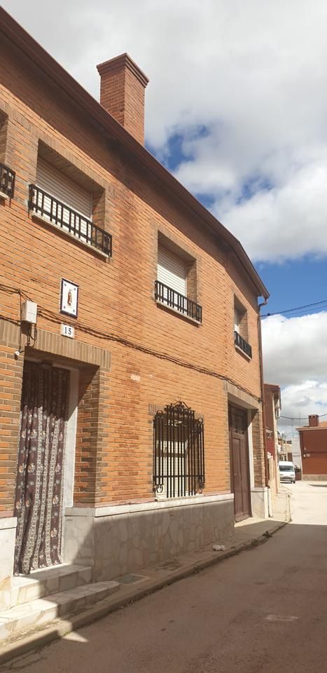 Vista exterior de Casa o chalet en venta en Almonacid del Marquesado con Calefacción