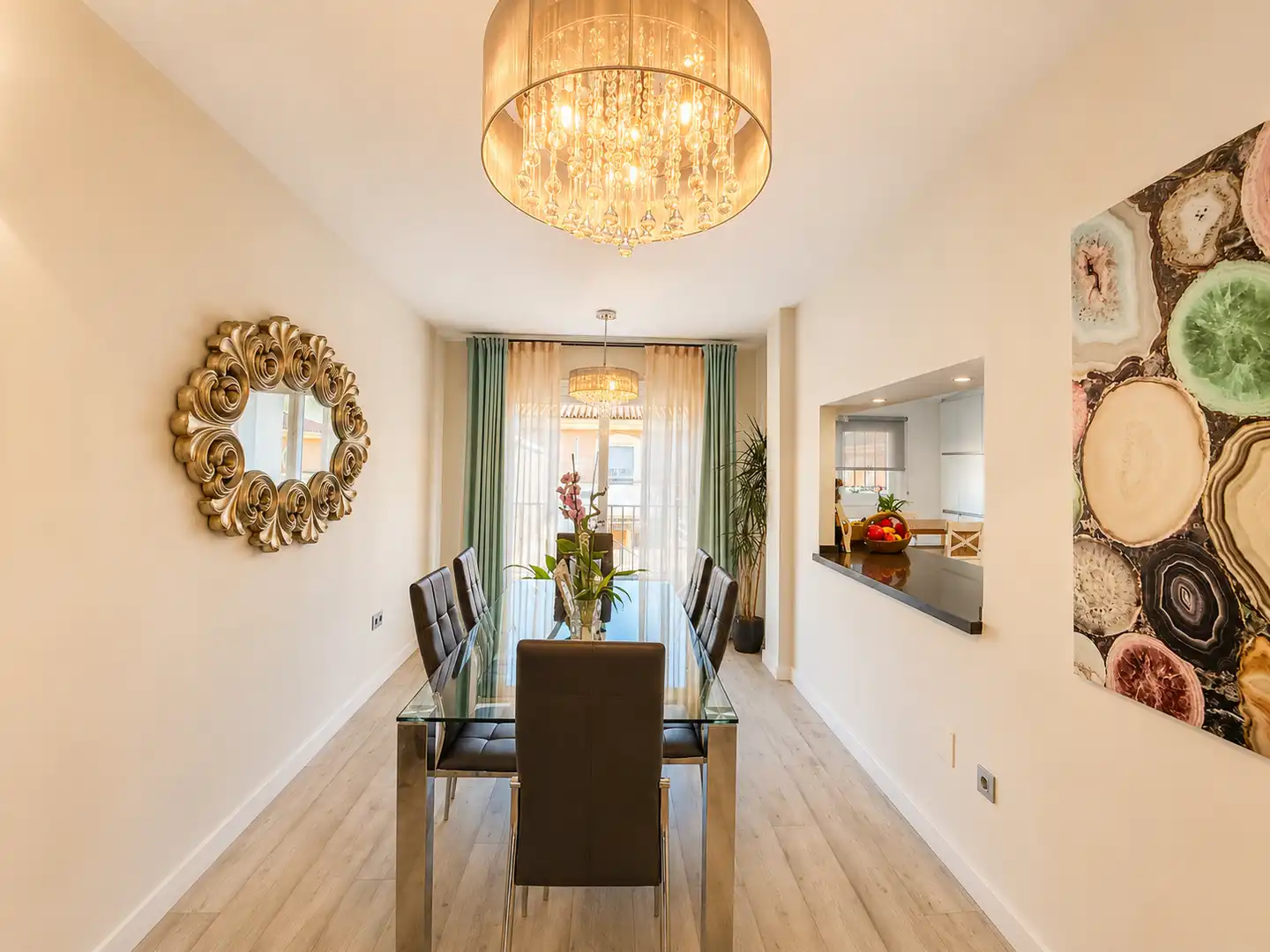 Comedor de Casa o chalet en venta en Alhaurín de la Torre con Aire acondicionado, Calefacción y Jardín privado