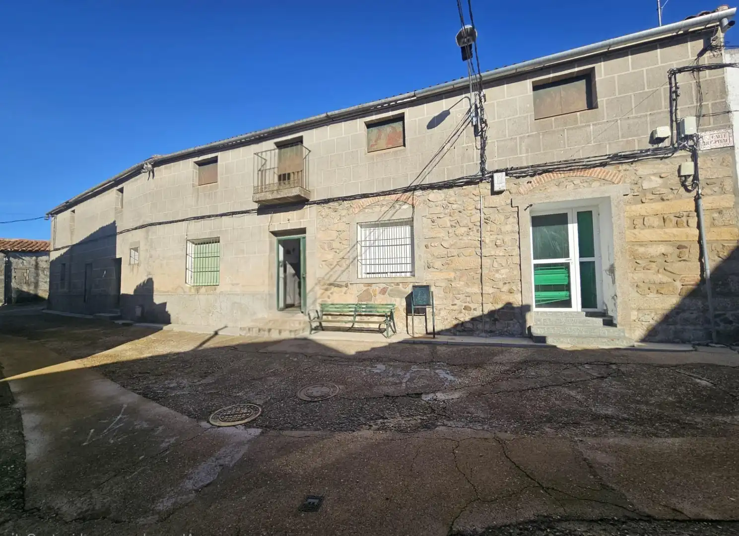 House with terrace for sale in Calle IGLESIAS 38