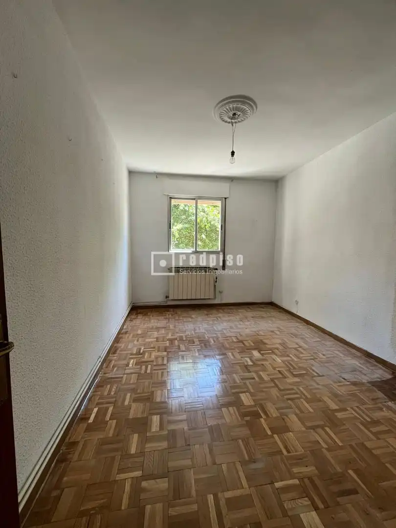 Habitación de Piso en venta en Madrid