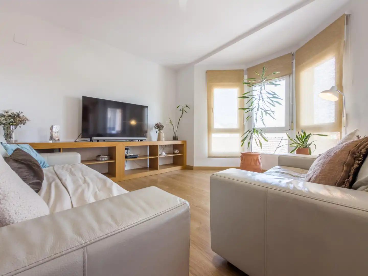 Sala de estar de Piso en venta en Churriana de la Vega con Aire acondicionado, Calefacción y Terraza