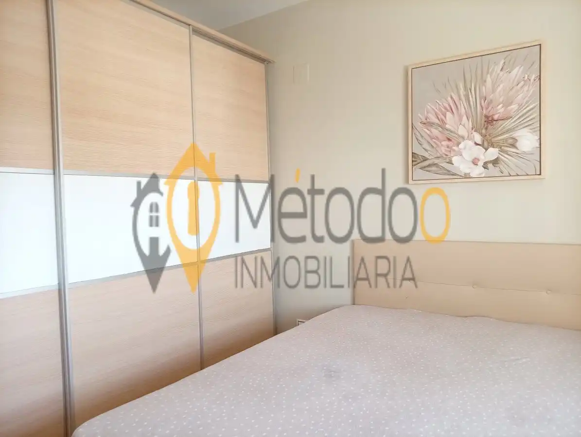 Bedroom of Flat for rent in Sevilla  with Air Conditioner, Heating and Parquet flooring