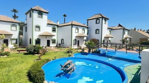 Foto 4 von Einfamilien-Reihenhaus zum Verkauf in Islantilla Golf, Islantilla