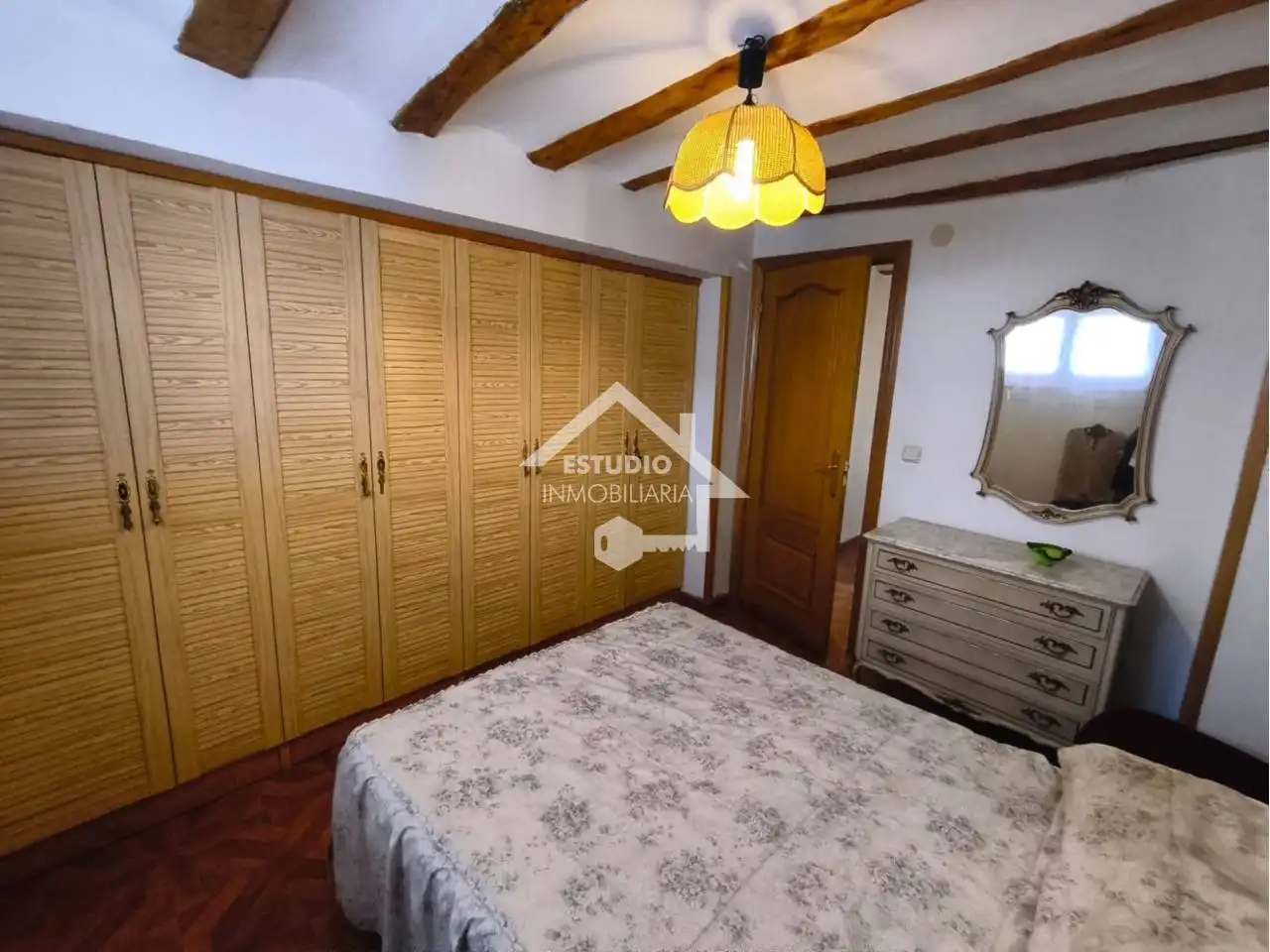 Habitación de Casa o chalet en venta en Torrecilla Sobre Alesanco con Jardín privado, Terraza y Amueblado