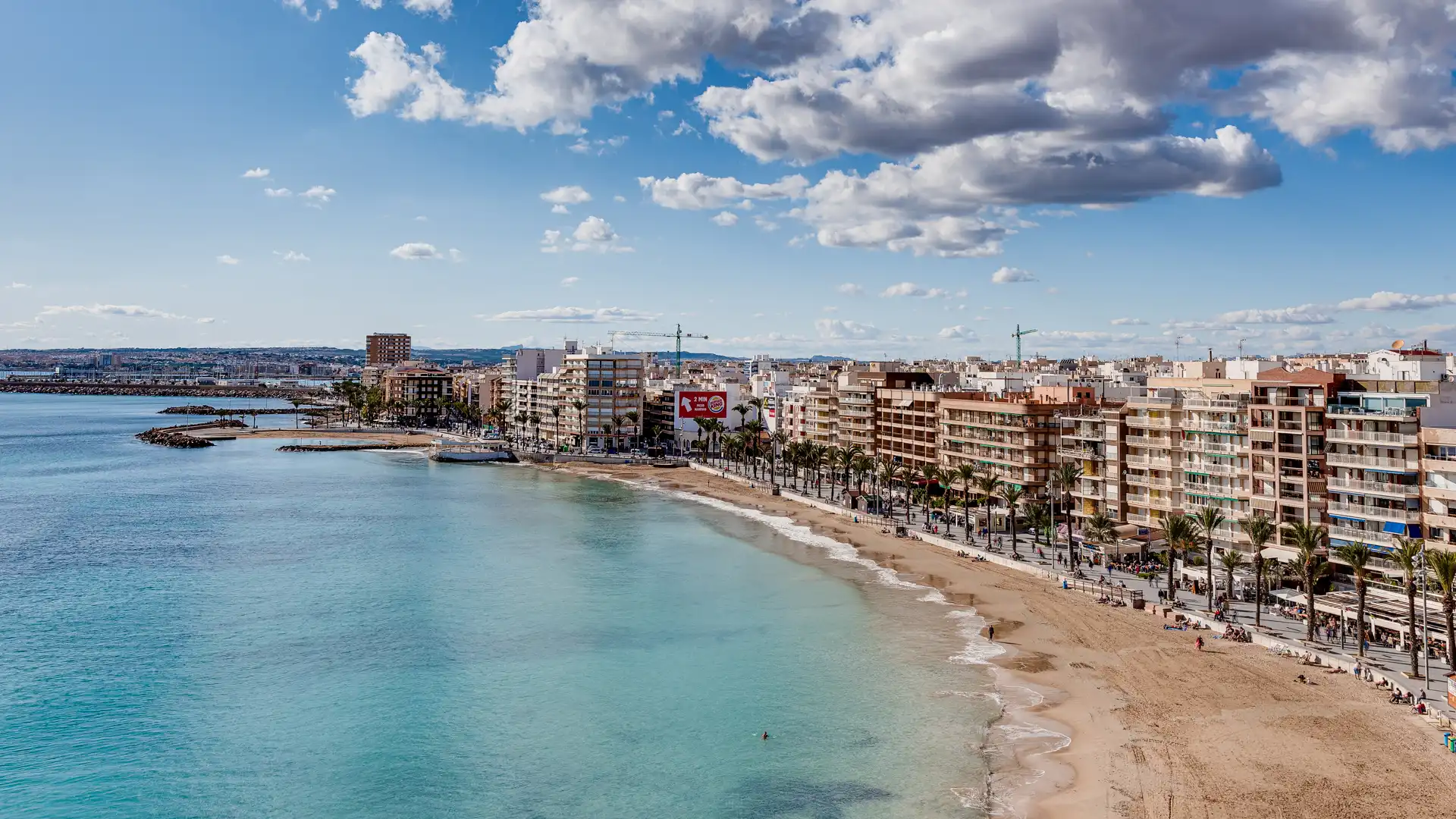 Vista exterior de Pis en venda en Torrevieja amb Aire condicionat i Terrassa