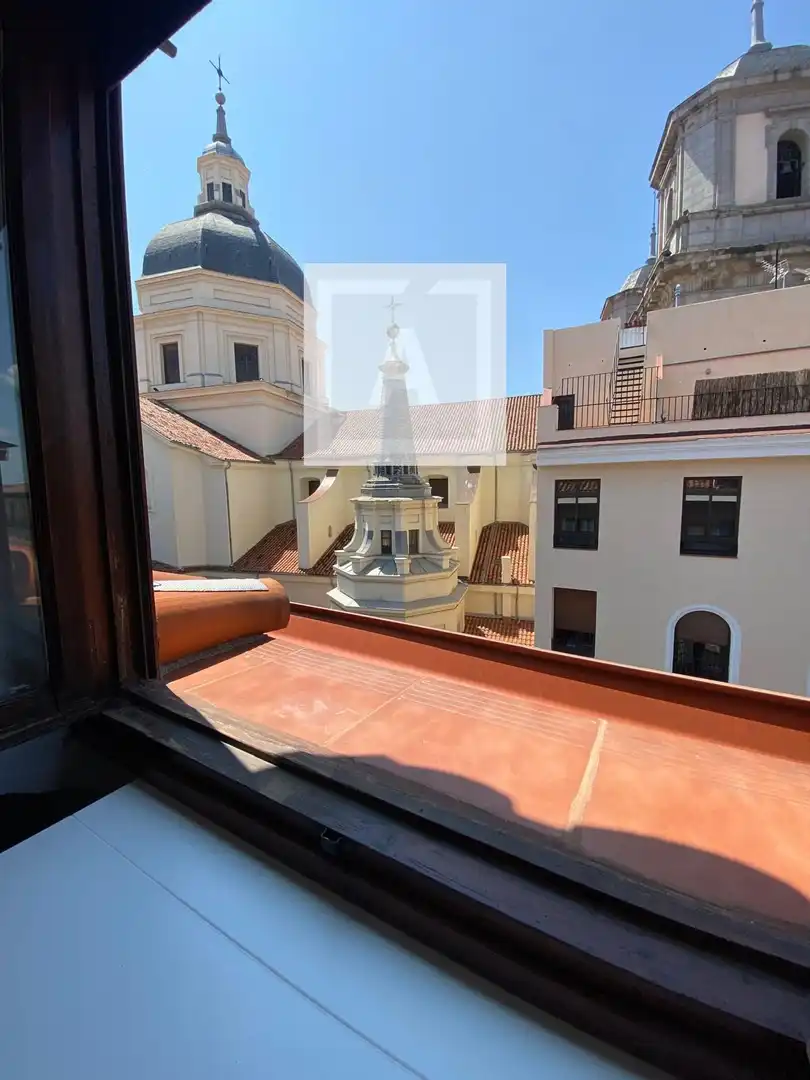 Vista exterior de Piso en venta en Madrid con Aire acondicionado, Calefacción y Amueblado