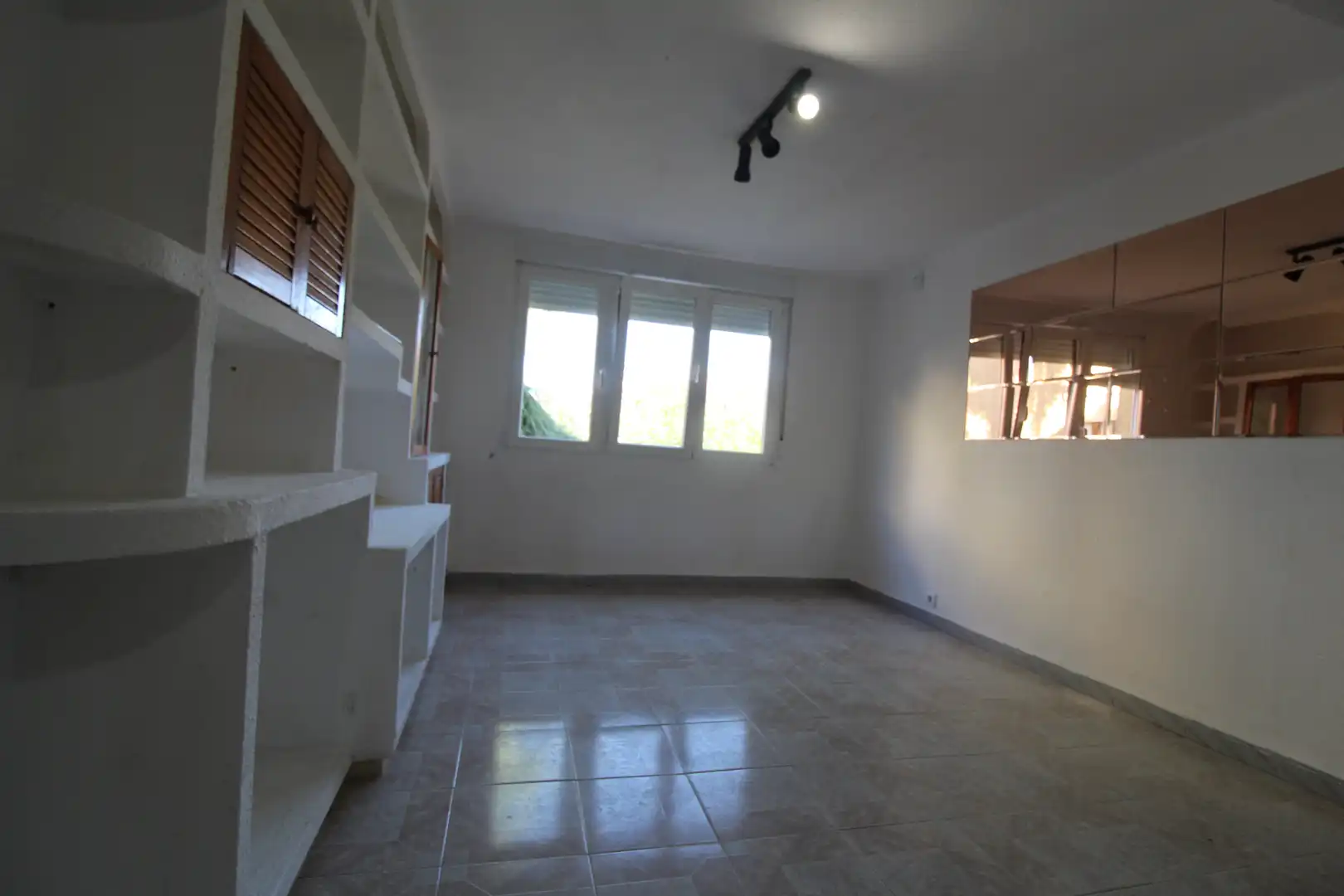 Living room of Flat for sale in Madrid