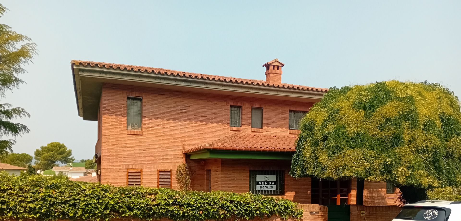 Exterior view of House or chalet for sale in Girona Capital  with Air Conditioner, Heating and Private garden