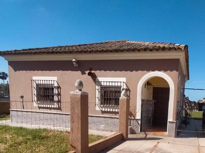 Vista exterior de Casa o xalet en venda en El Puerto de Santa María amb Terrassa