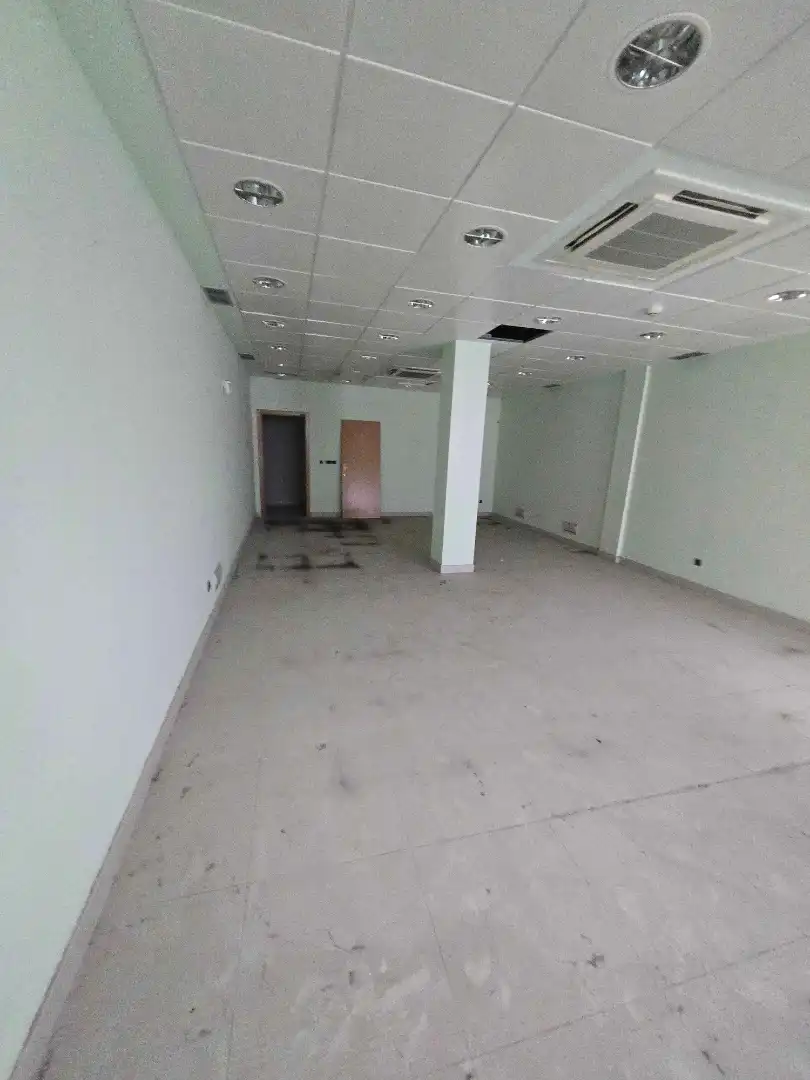 Local en venta en Coslada con Aire acondicionado