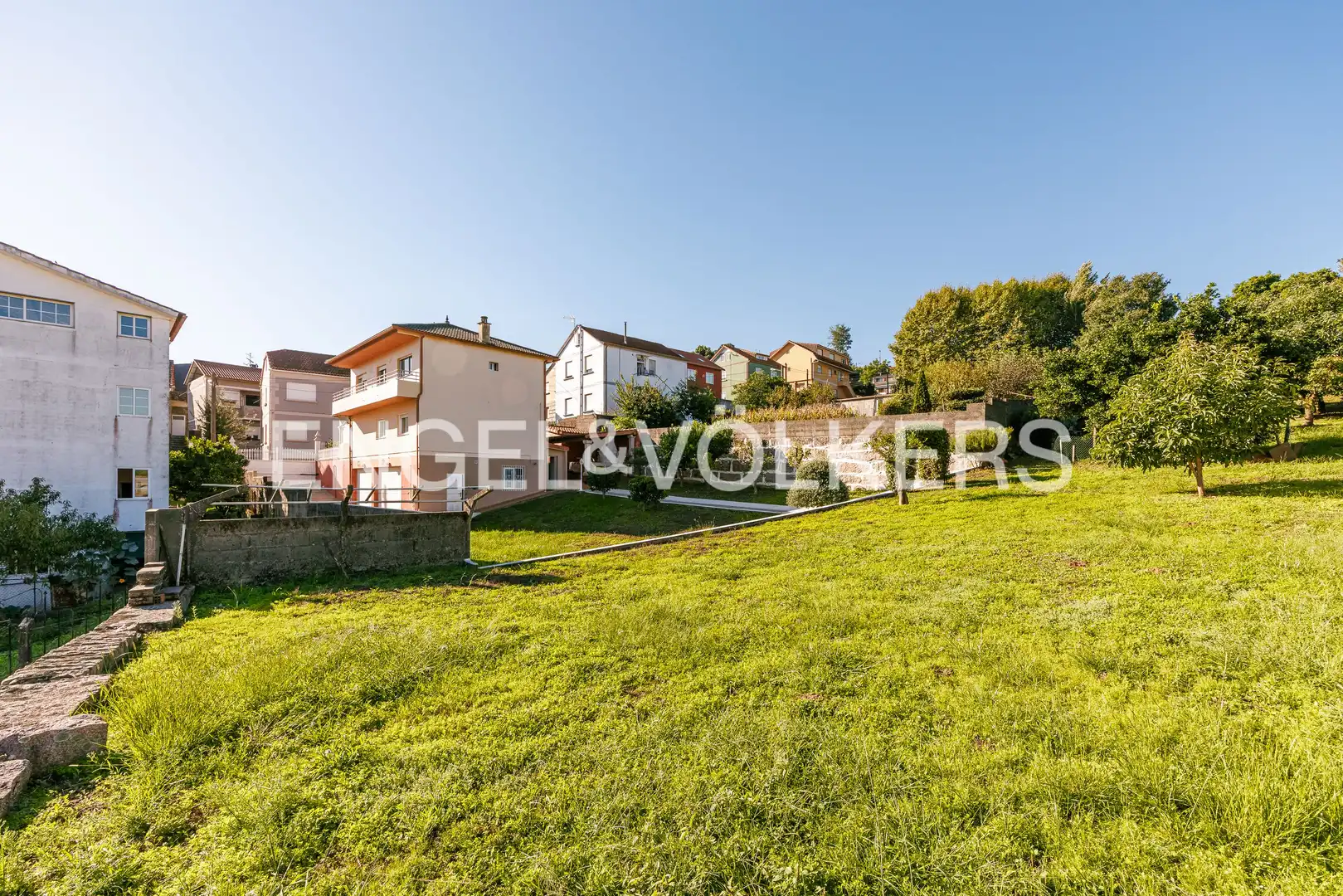 Houses for sale in Vigo   with Heating, Private garden and Terrace