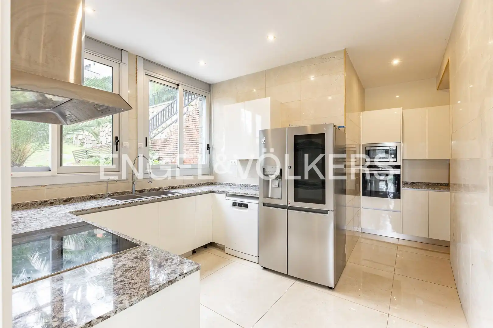 Cocina de Casa o chalet en venta en Premià de Dalt con Aire acondicionado, Calefacción y Jardín privado