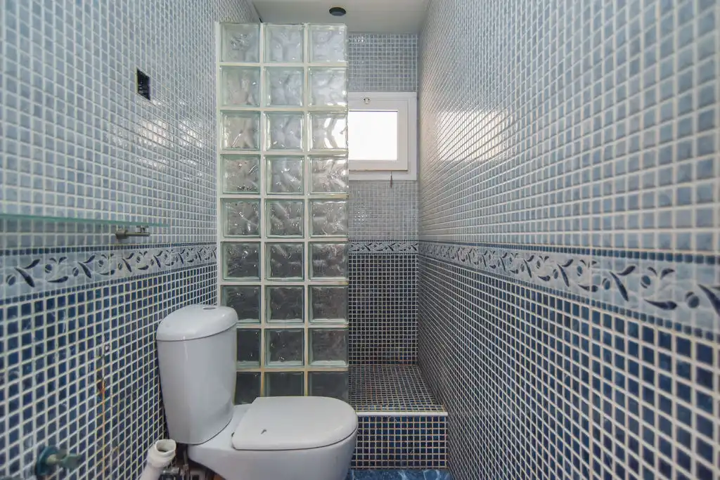 Bathroom of Flat for sale in Sant Feliu de Llobregat