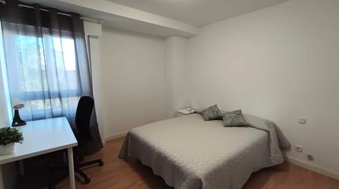 Photo 2 of Flat to share in Plaza del Encuentro, 1, Media Legua, Madrid