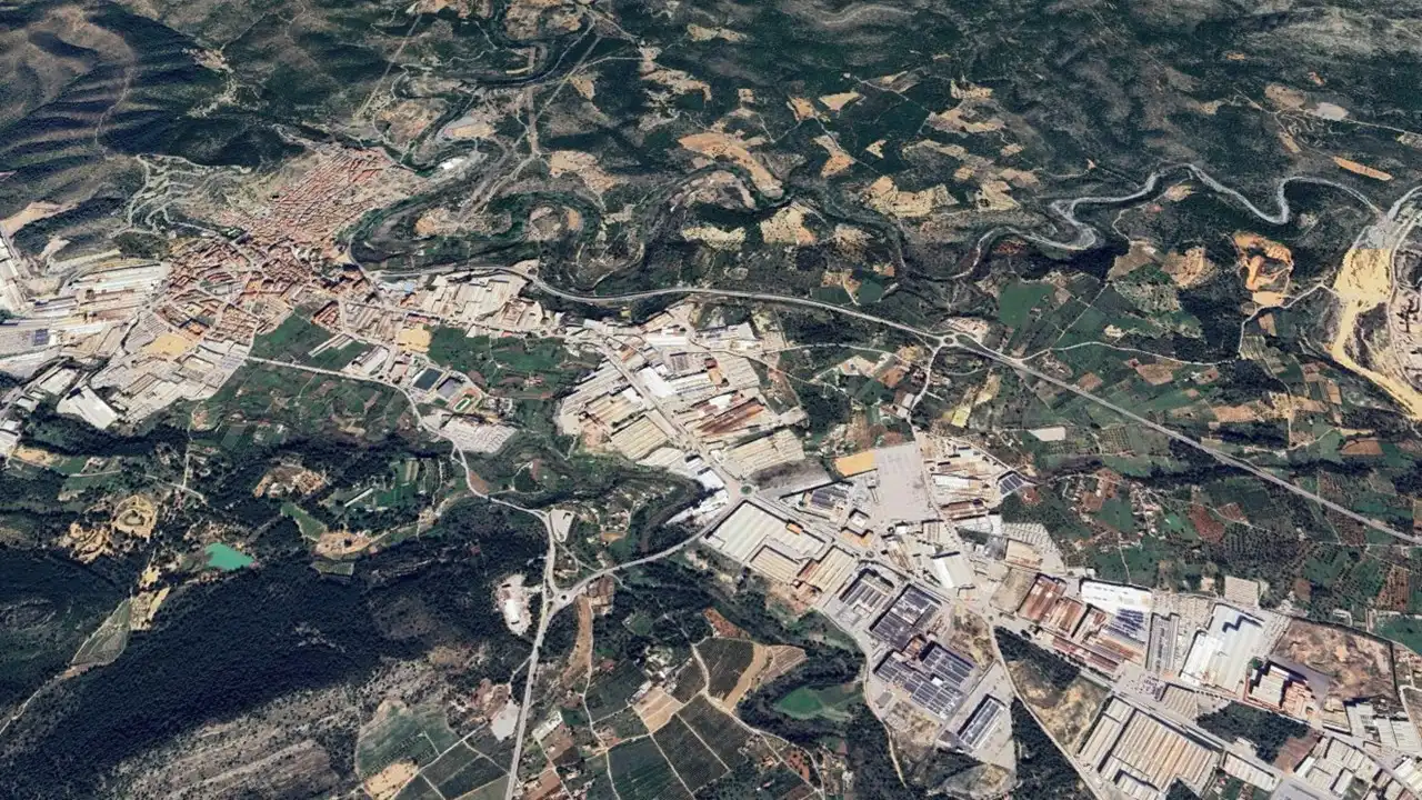 Rustikales Grundstück zum Verkauf in Cr Castellón, imagen 3