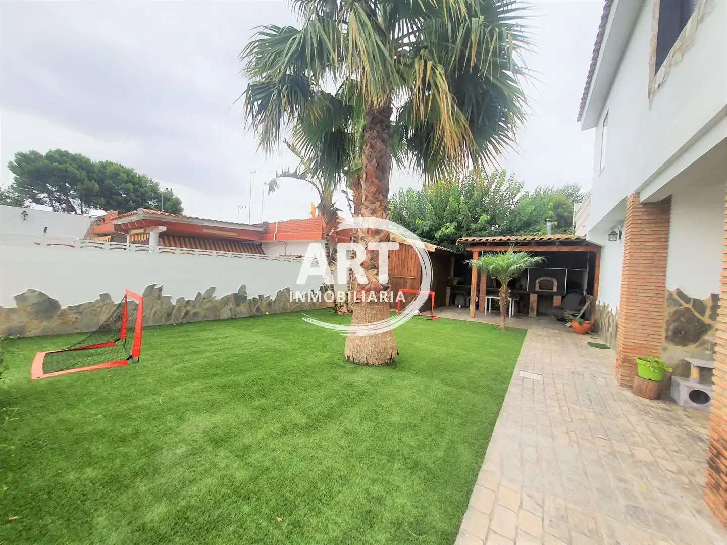 Garden of Houses for sale in L'Eliana  with Air Conditioner, Heating and Terrace