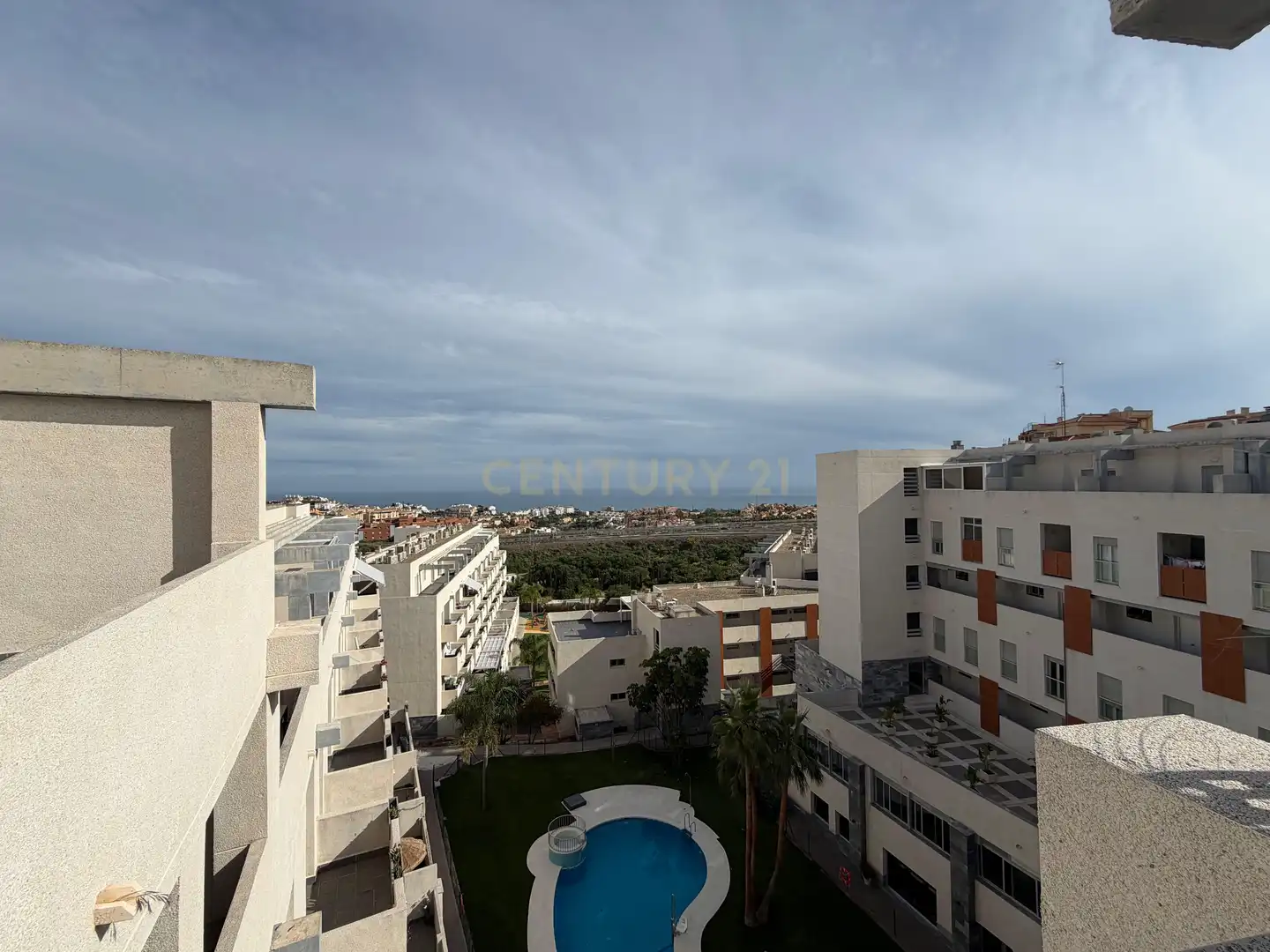 Vista exterior de Apartament de lloguer en Mijas amb Aire condicionat, Jardí privat i Traster