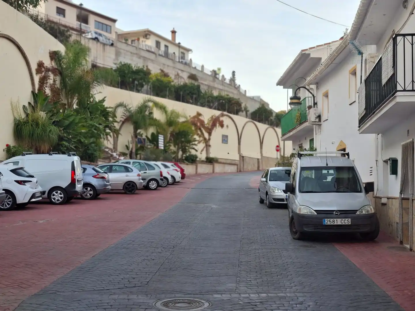 Aparcament de Finca rústica en venda en Viñuela amb Moblat, Forn i Rentadora