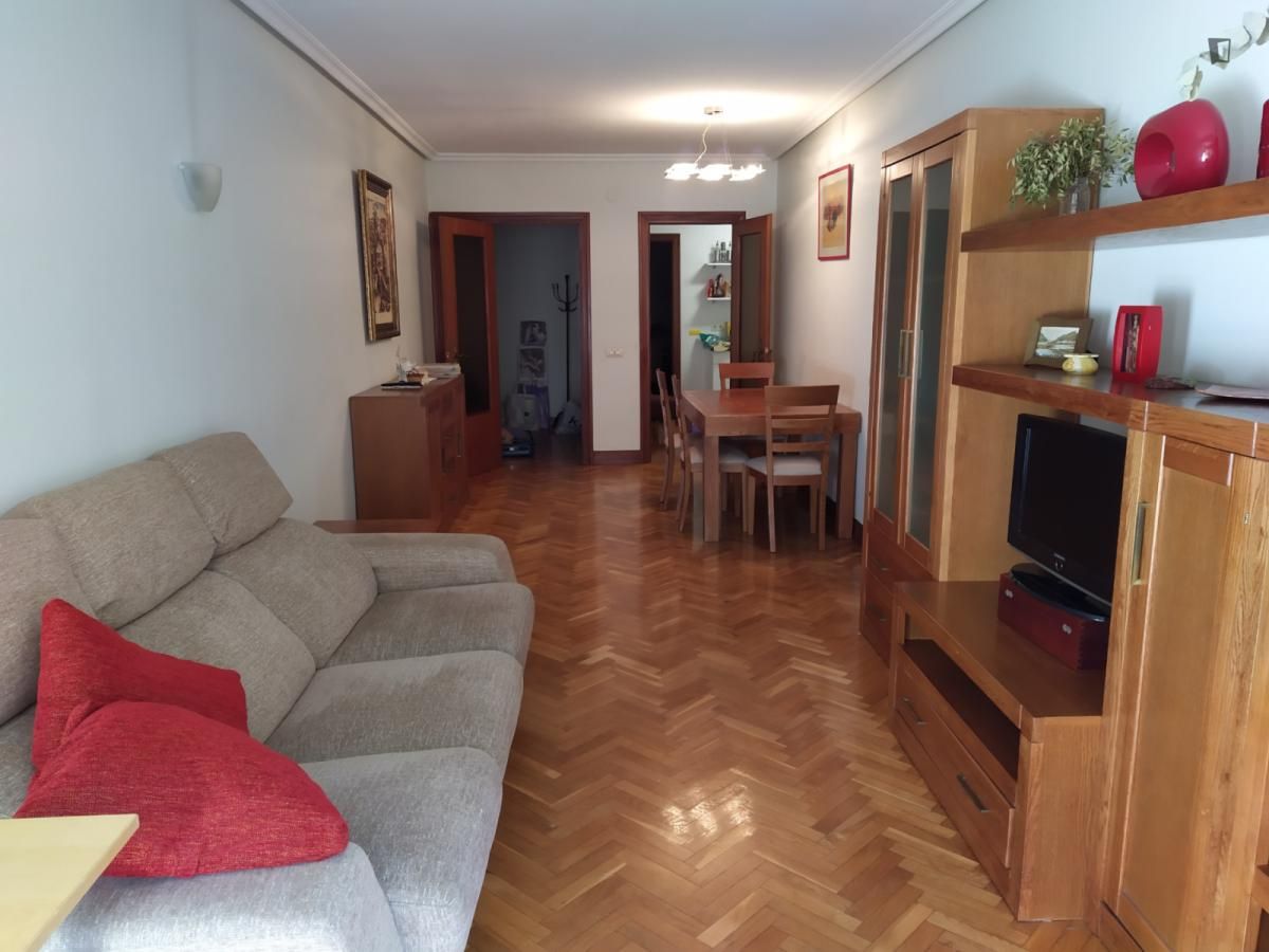 Sala de estar de Apartamento de alquiler en Donostia - San Sebastián  con Calefacción, Amueblado y Horno