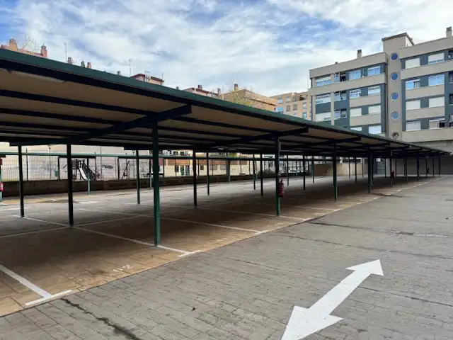 Moto in affitto a Calle Paula Montalt 11, imagen 8