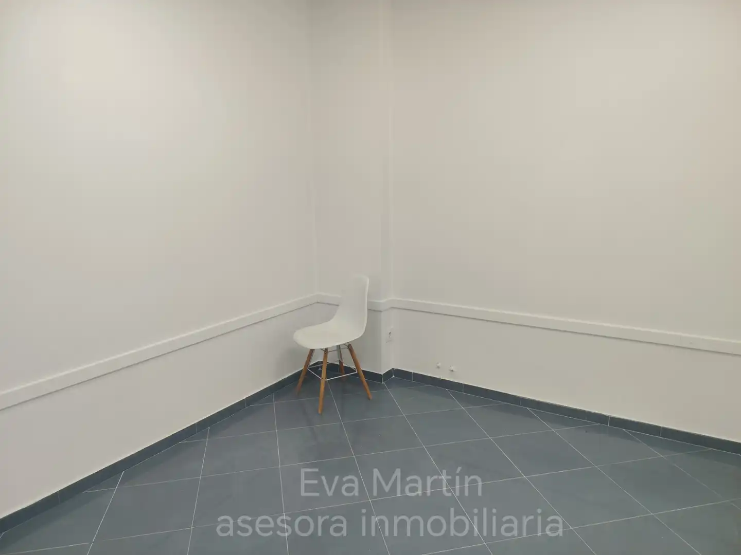 Büro zur Miete in Sevilla mit Klimaanlage und Heizung