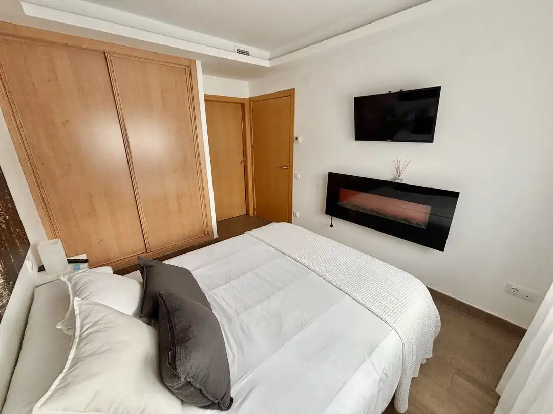 Habitación de Casa adosada en venta en Olías del Rey con Aire acondicionado, Calefacción y Piscina