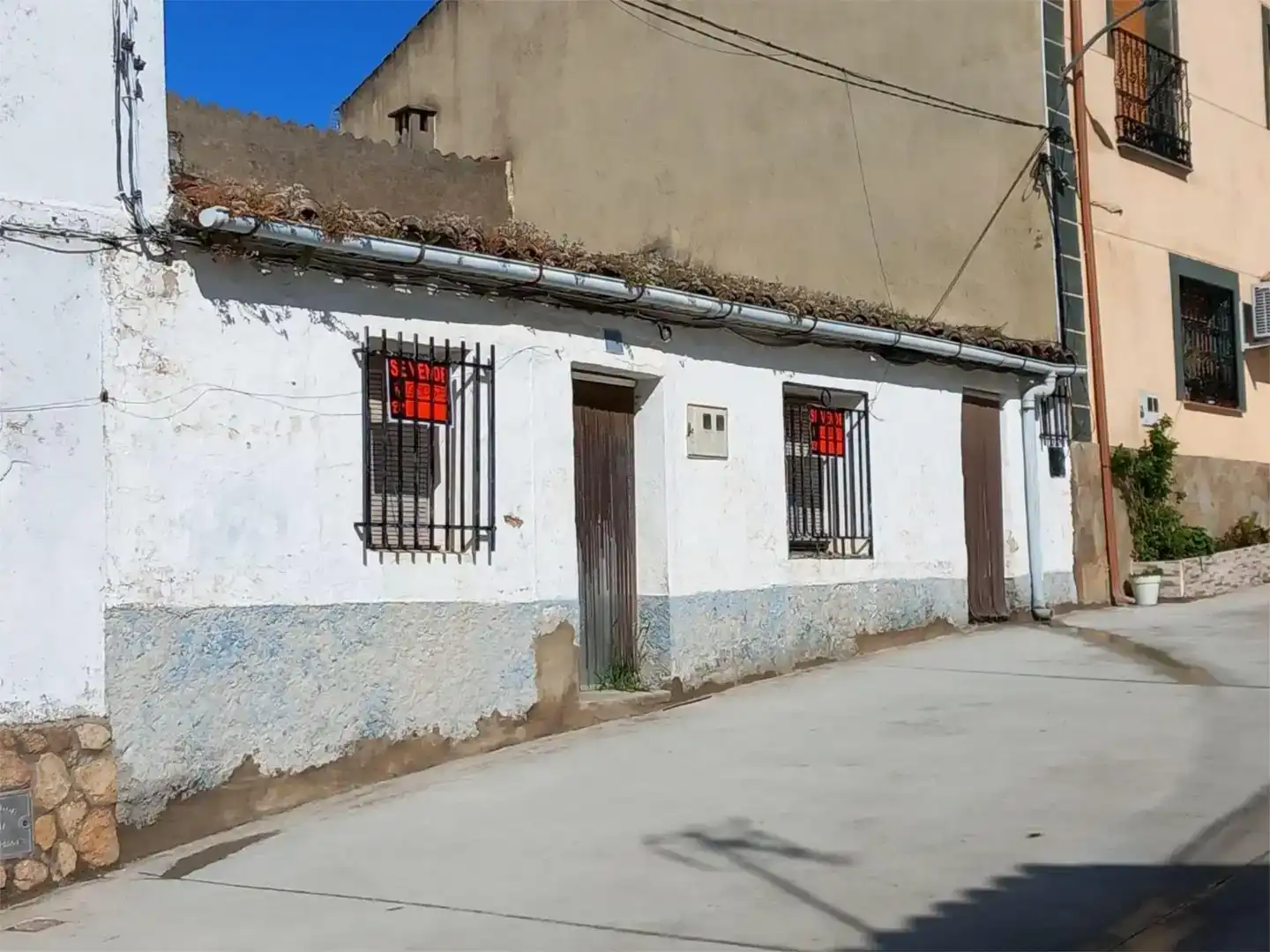 Vista exterior de Casa adosada en venda en Mirabel