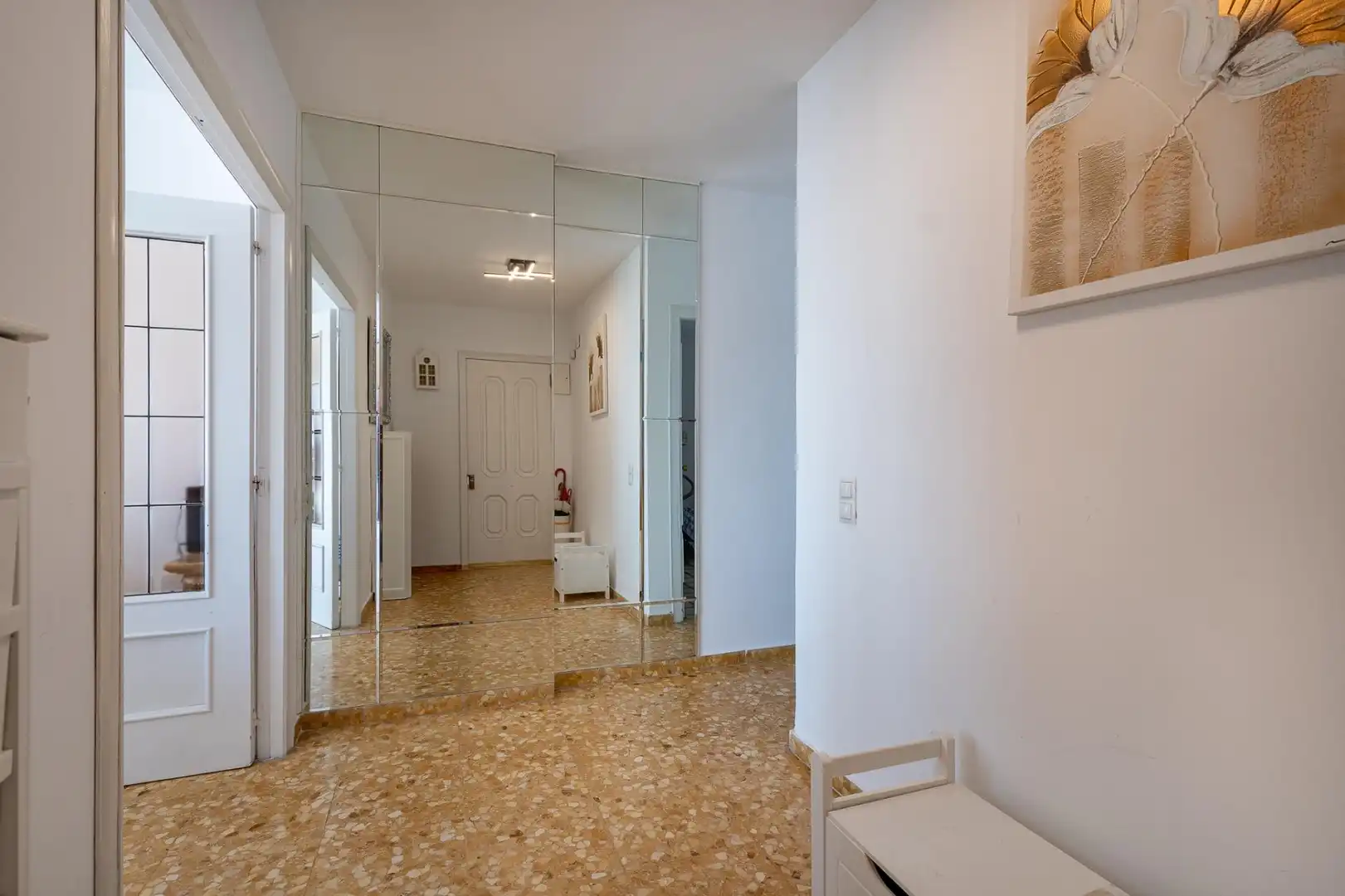 Flat for sale in Albal  with Balcony