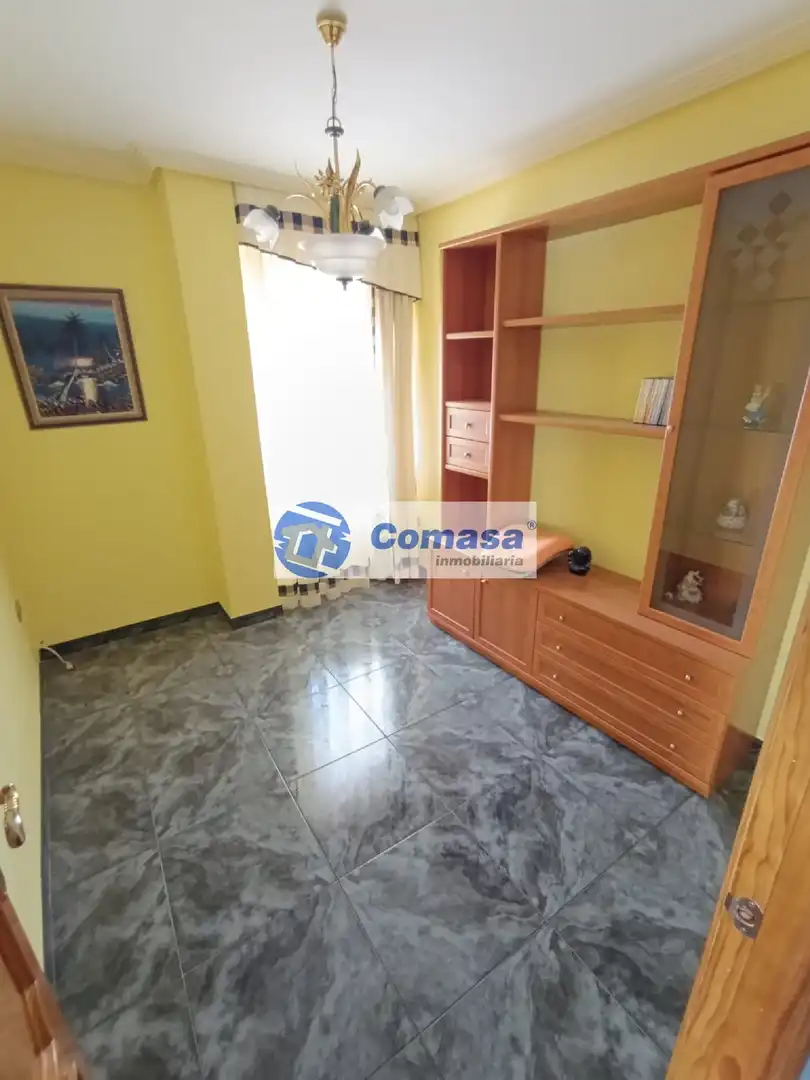 Piso en venta en Torredelcampo con Terraza y Amueblado