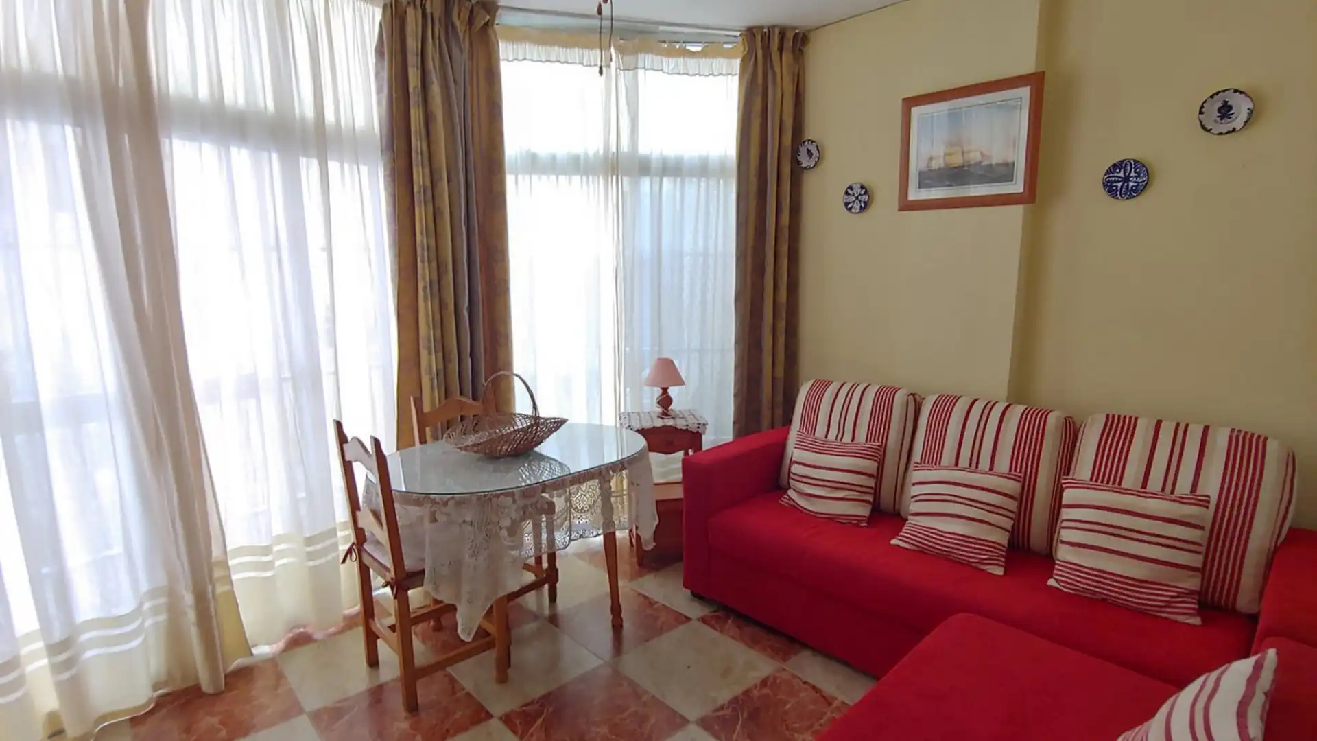 Sala de estar de Apartamento en venta en Fuengirola con Terraza y Amueblado