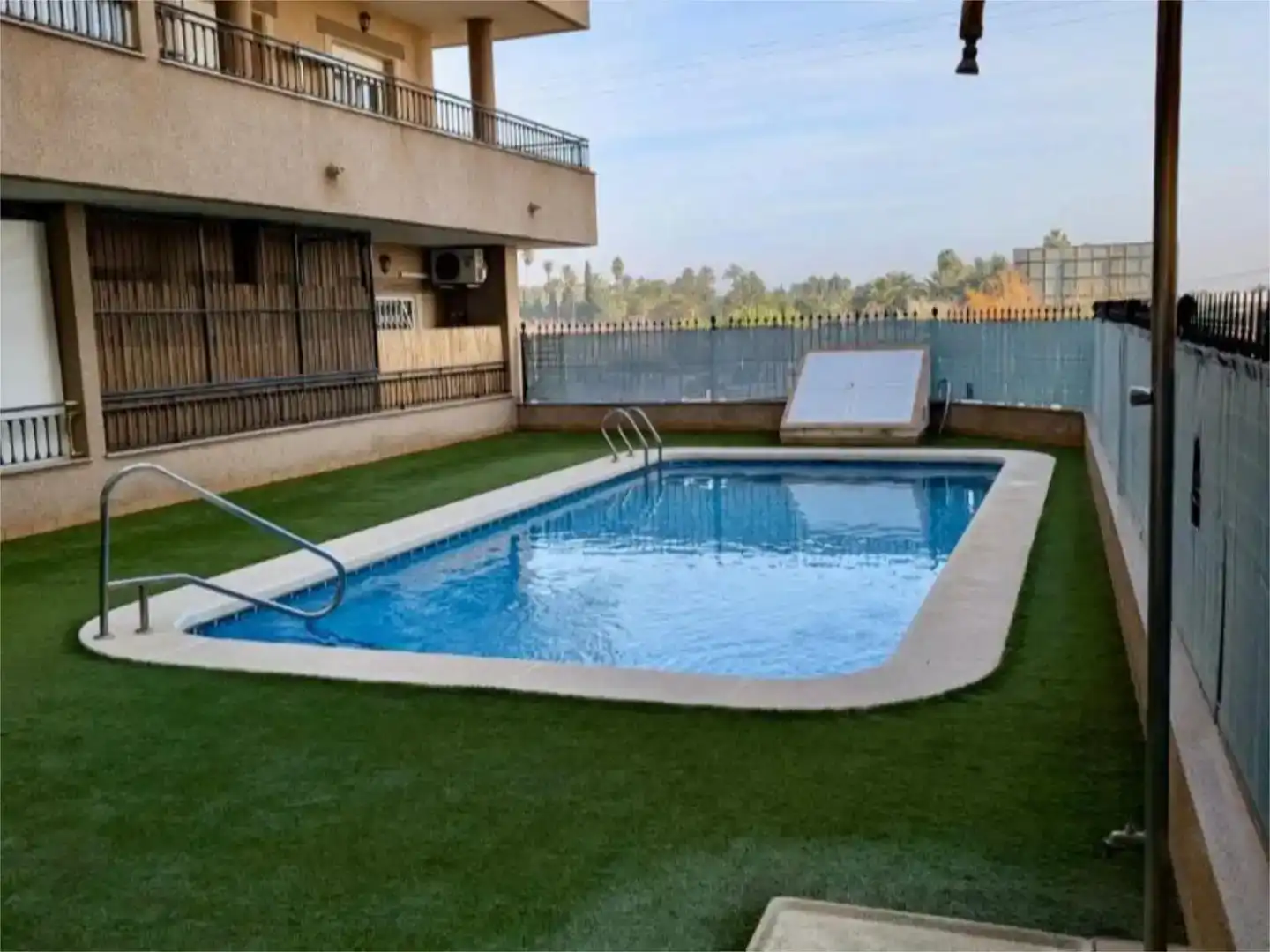 Piscina de Pis en venda en Albatera amb Aire condicionat, Jardí privat i Traster