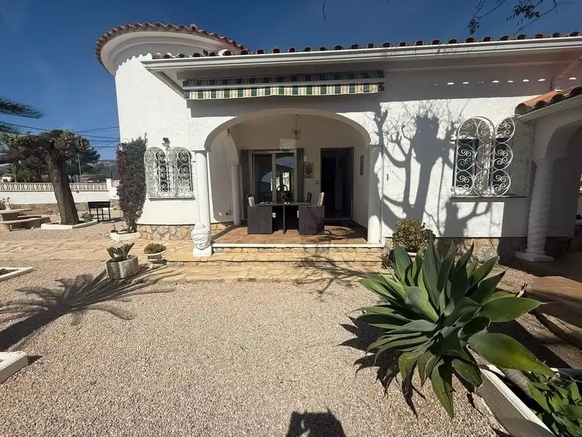 House for sale in Miami Platja