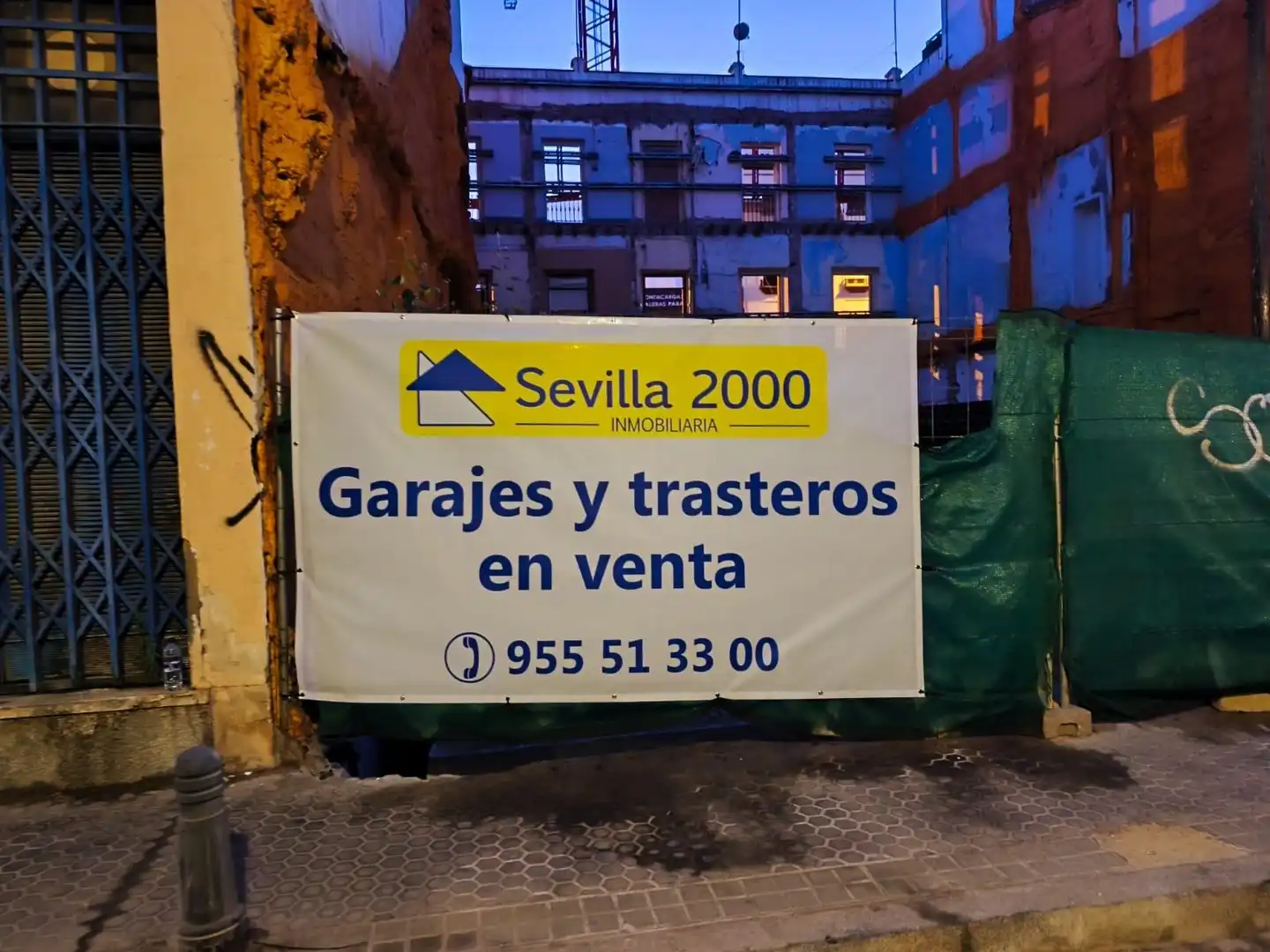 Exterior view of Flat for sale in Sevilla  with Air Conditioner, Terrace and Community pool