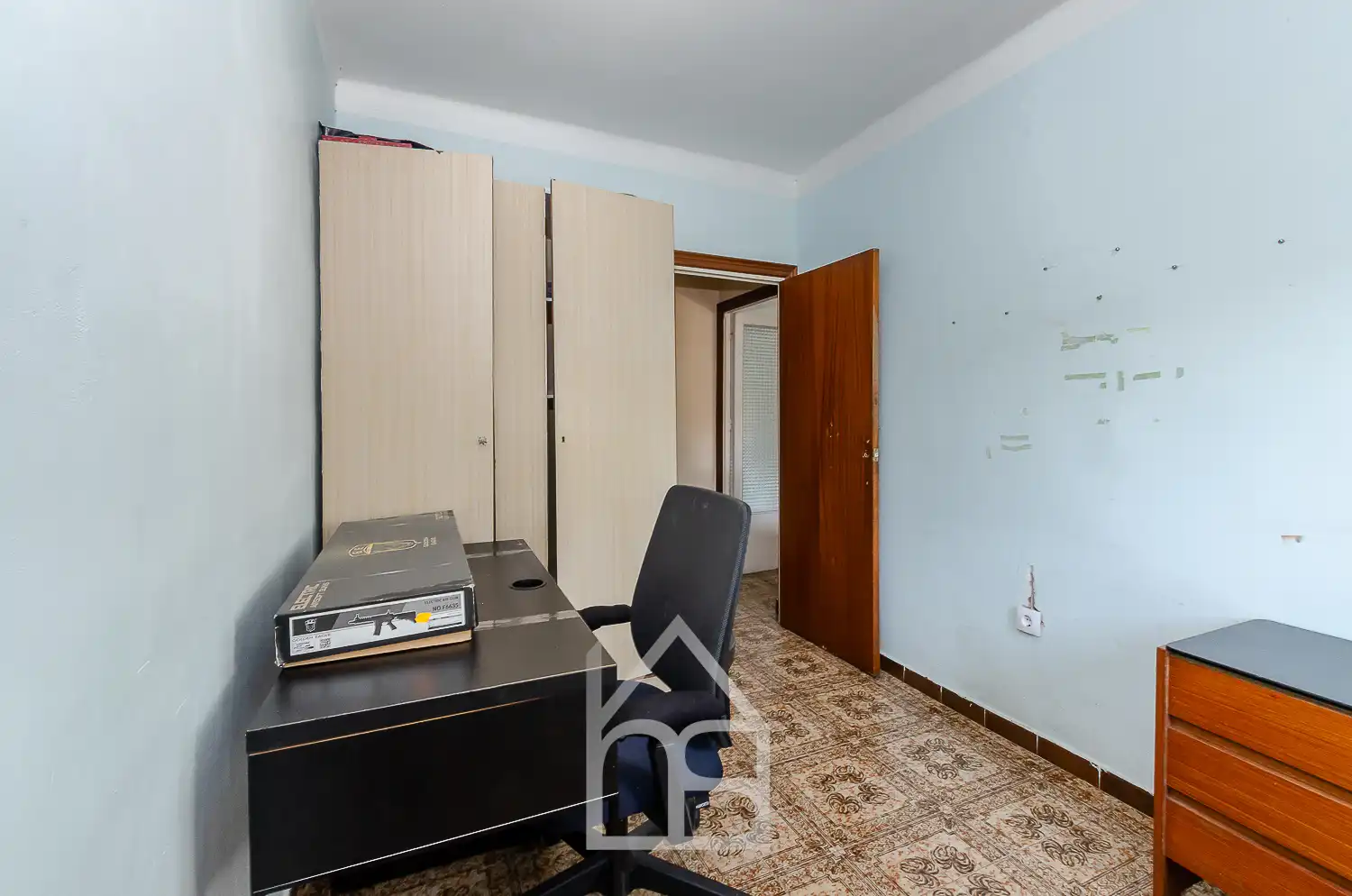 Flat for sale in Cornellà de Llobregat  with Air Conditioner