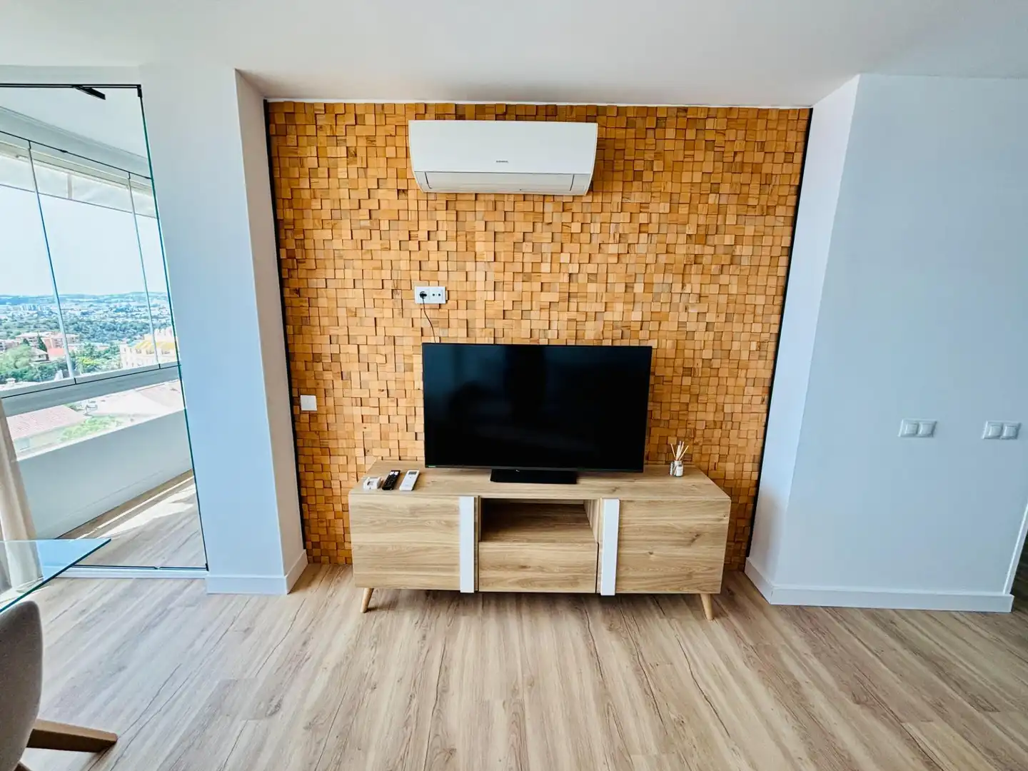 Sala d'estar de Apartament en venda en Fuengirola amb Aire condicionat, Calefacció i Terrassa