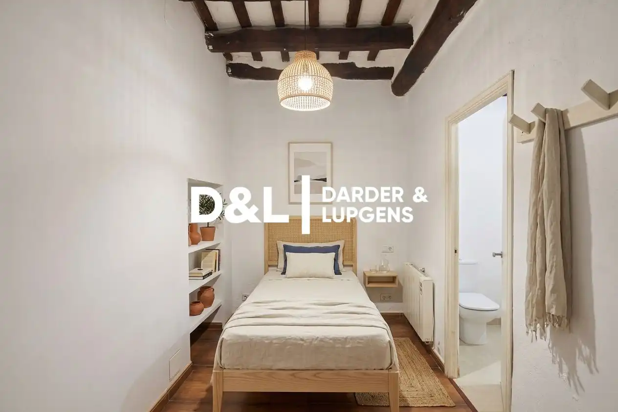 Habitación de Planta baja en venta en Vilanova i la Geltrú con Calefacción y Horno