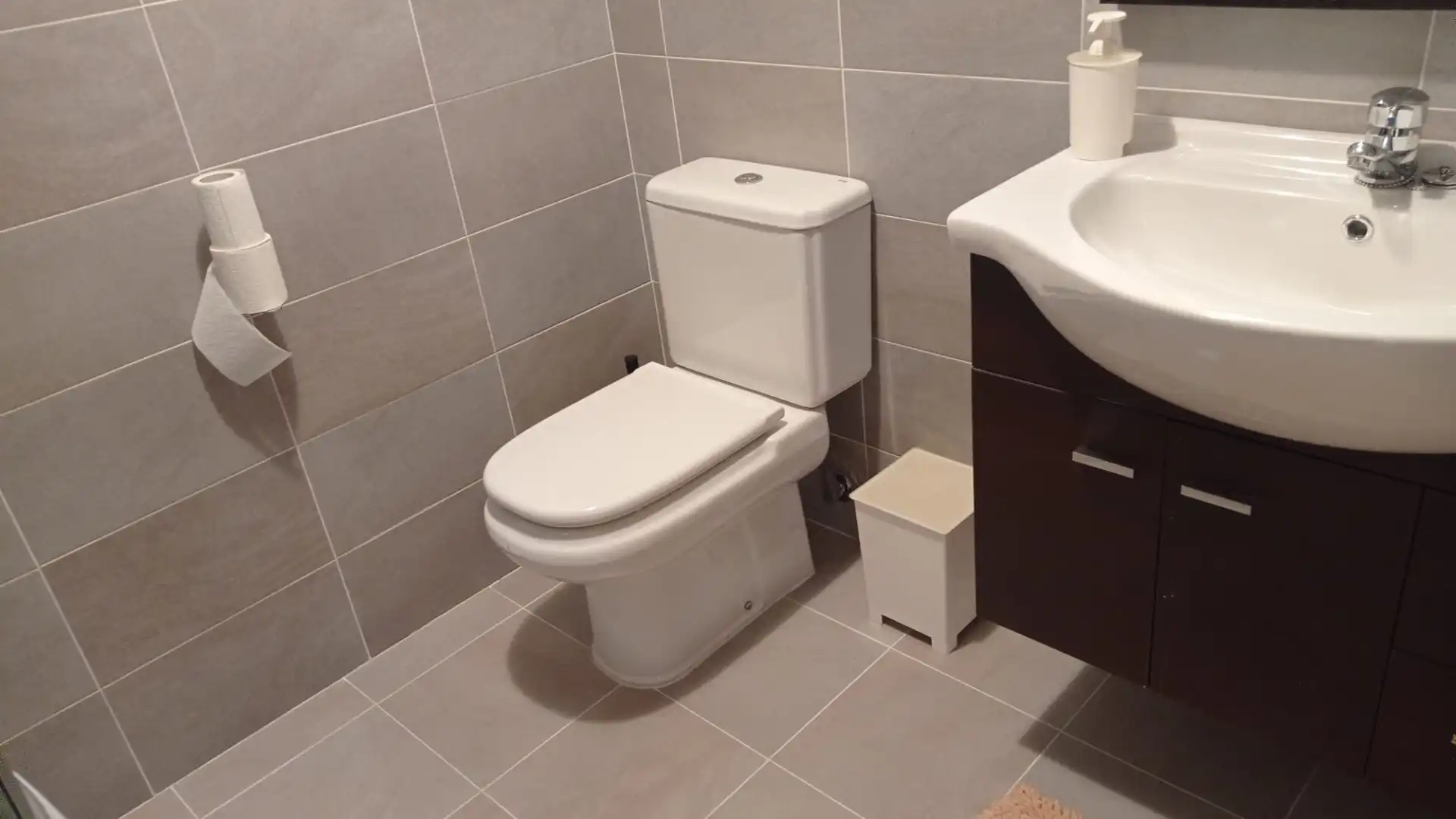 Bathroom of Duplexes for sale in Foz  with Terrace, Storage room and Furnished