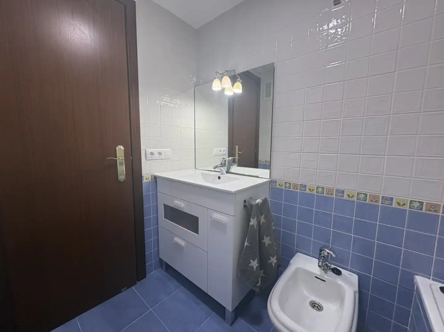 Badezimmer von Wohnung zum Verkauf in Valencia mit Heizung, Abstellraum und Balkon