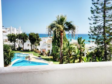 Flat with pool for sale in Avenida de la Armada